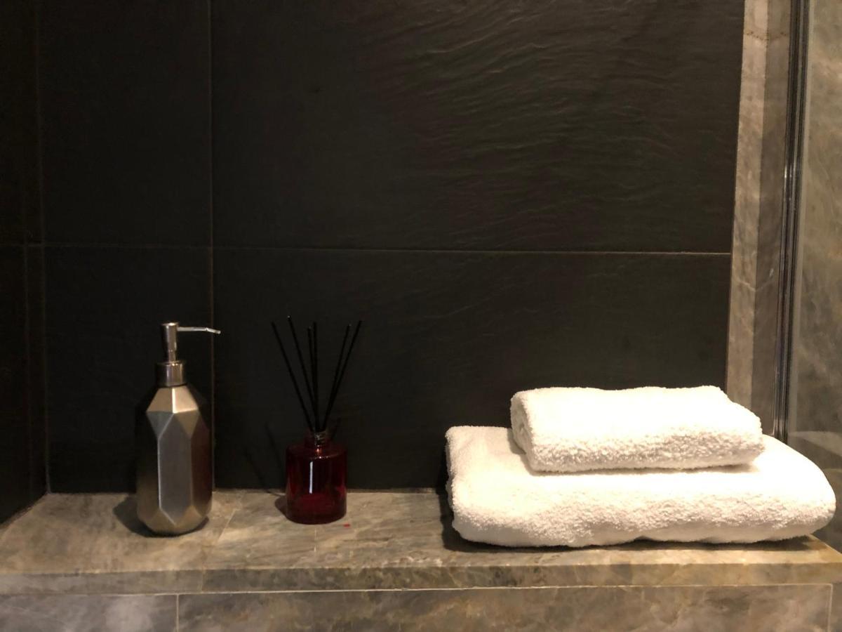 Appartement En Plein Coeur De Vieille 니스 외부 사진